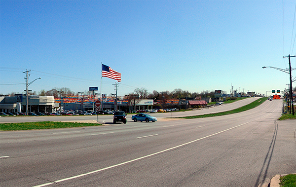 DuPont Highway  in New Castle