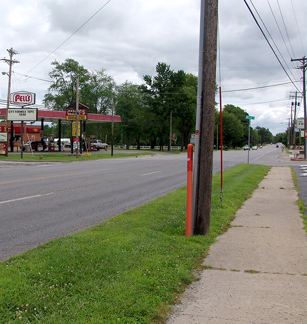 Looking east on Route 40 east of Brazil