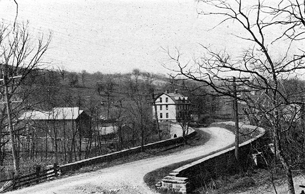 John Kennedy Lacock Photograph from Robert Bruce's <i>The National Road</i>: The S-Bridge which carries the National Pike over Buffalo Creek about six miles west of Washington, Pa.