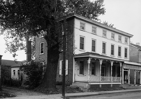 Brick house in Elkton