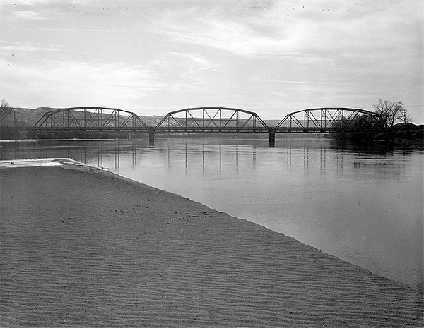 Route 40 bridge over the Green River at Jensen