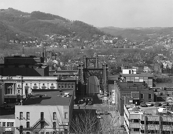 Wheeling Suspension Bridge