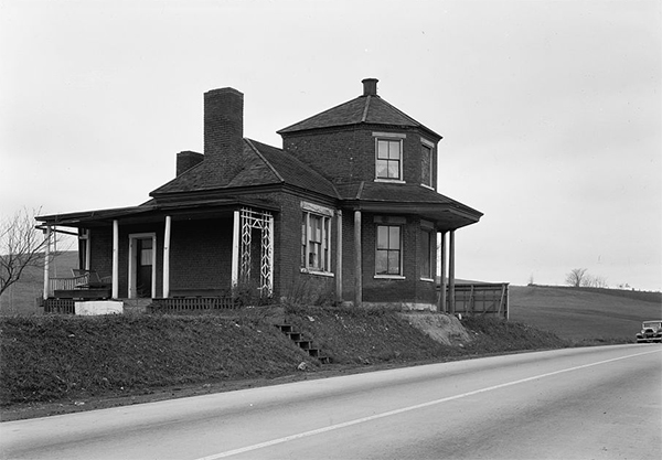 Searight's Toll House, 1933