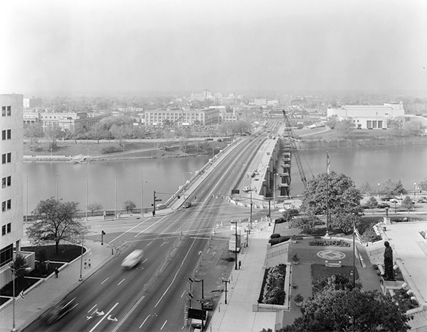 Broad Street Bridge from the LeVeque Tower, 1989