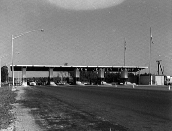 NJT Toll Plaza at Deepwater