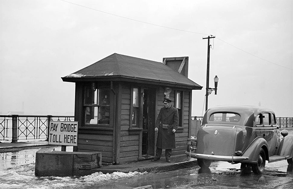 Tollbooth on the Eads Bridge, 1939