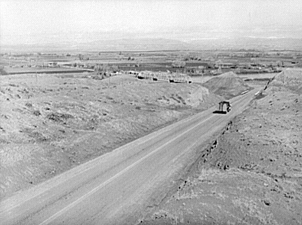 Eastern approach of the Jensen Bridge