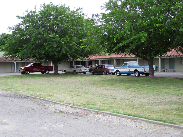 Lakeside Motel