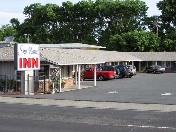 Sky Ranch Motel