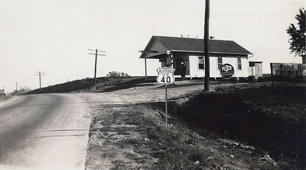 Pine Ridge Tourist Camp (photo courtesy of Larry Davidson)