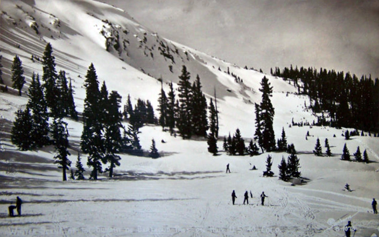 Skiing at Bertthoud Pass