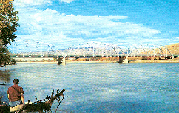 Route 40 bridge over the Green River at Jensen